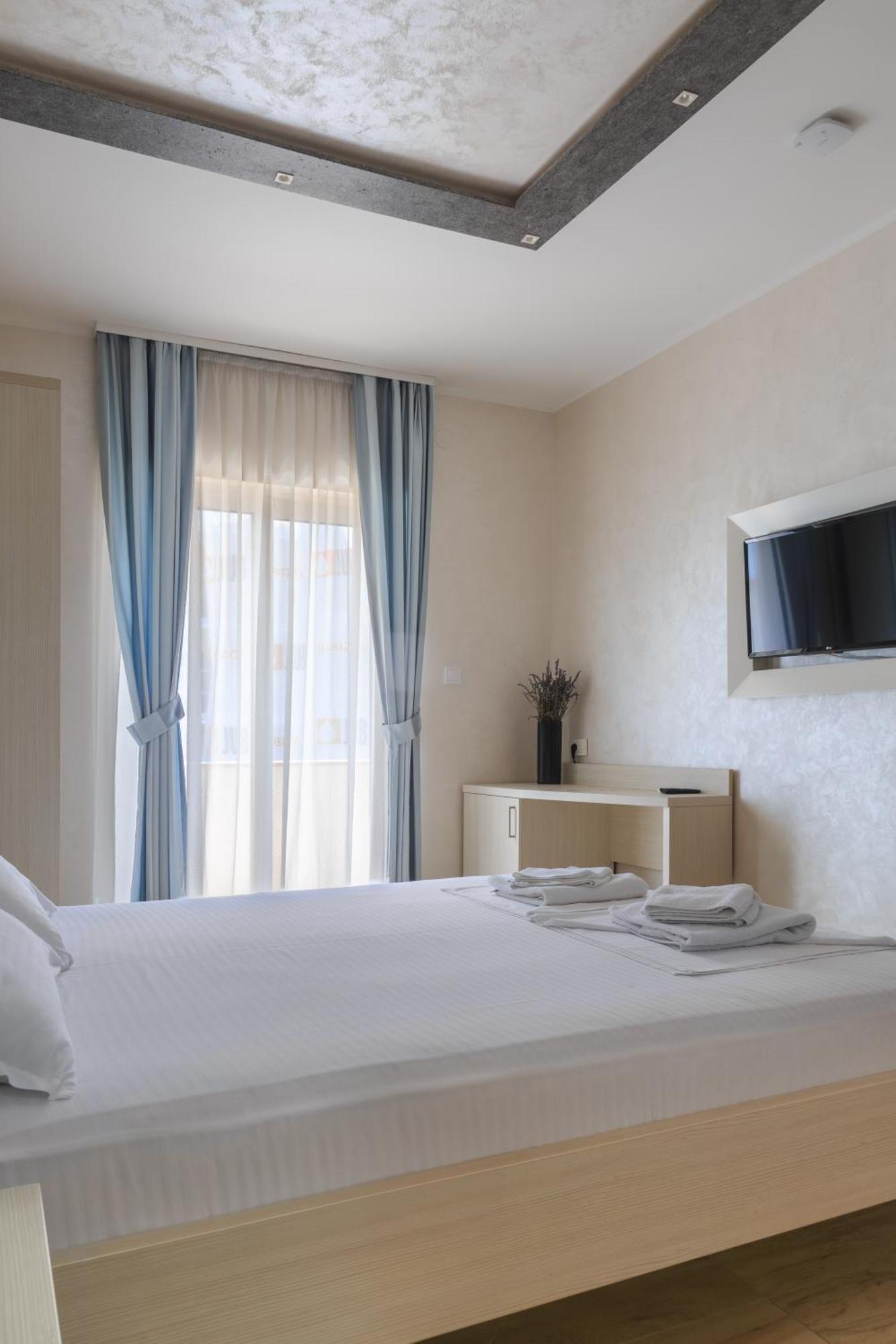 Hotel Maksim Herceg Novi Exterior foto